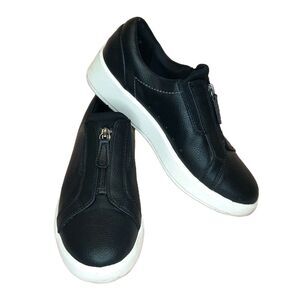 Clarks Collection Sneakers Black Leather Women 8 Front Zip Casual Layton Rae